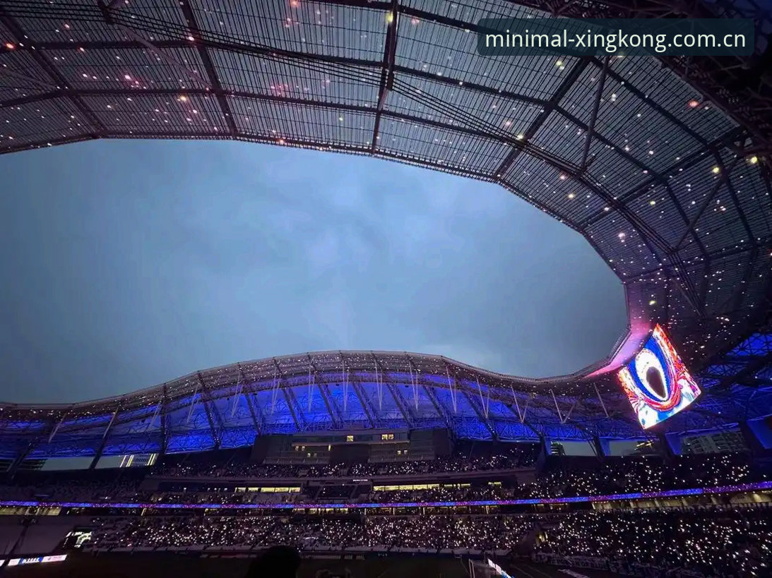 XINGKONG 2026极简域名服务更新 J1速度王37.1km/h:星辉星空还原足球极速时刻